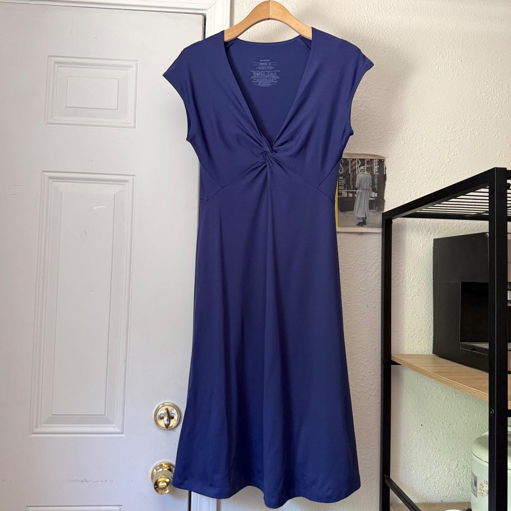 PATAGONIA indigo purple‎ blue twist front athletic short sleeve midi dress